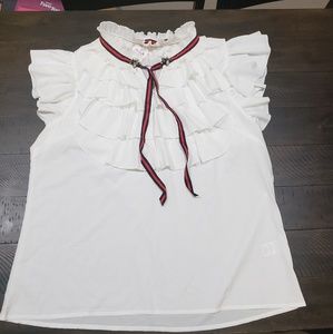 !!!OFFERS ONLY!!! Fashion top size 2X